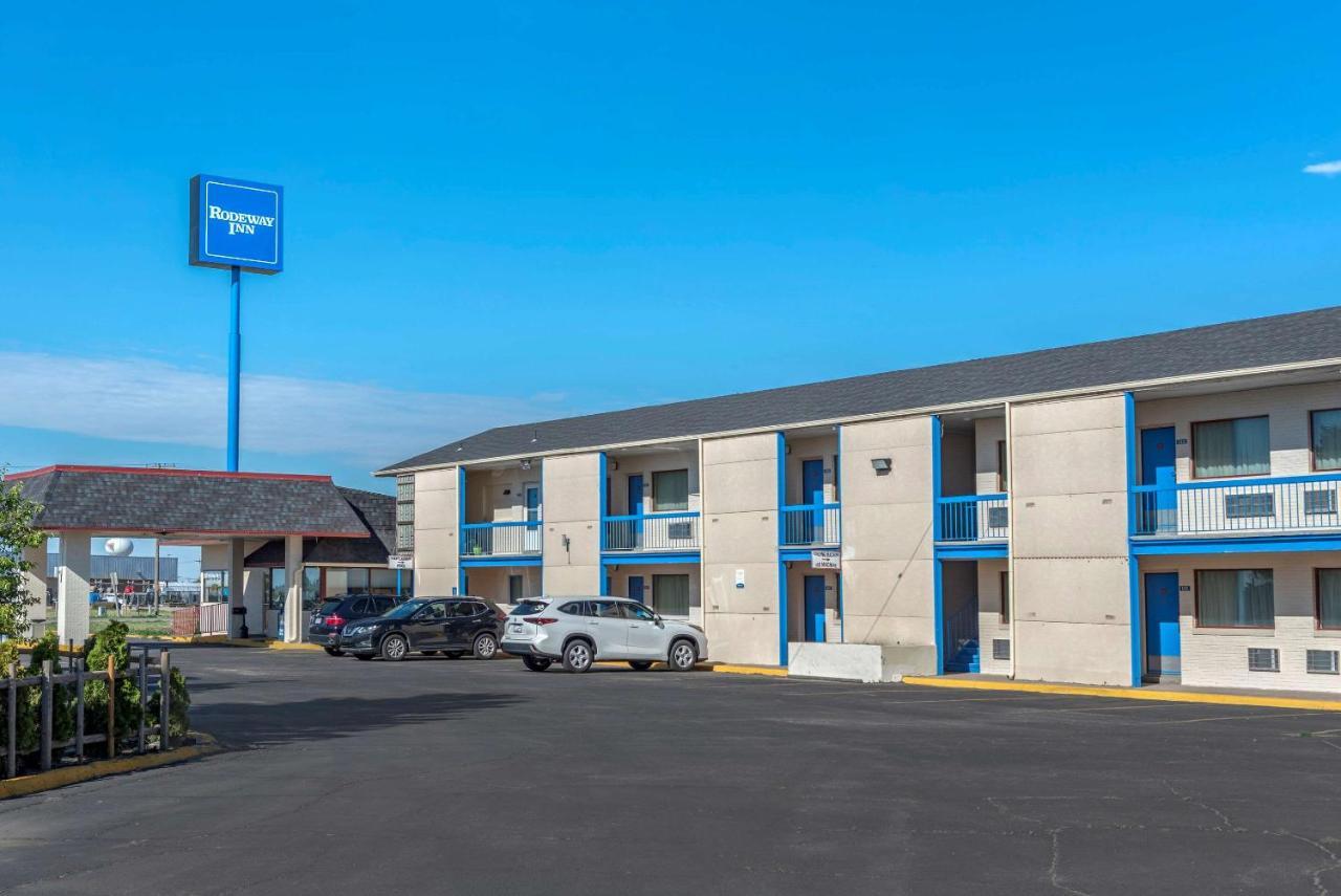 Asam Hotel Goodland Екстериор снимка