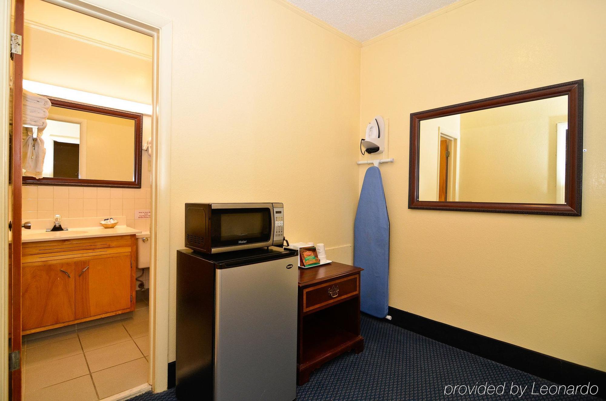 Asam Hotel Goodland Стая снимка