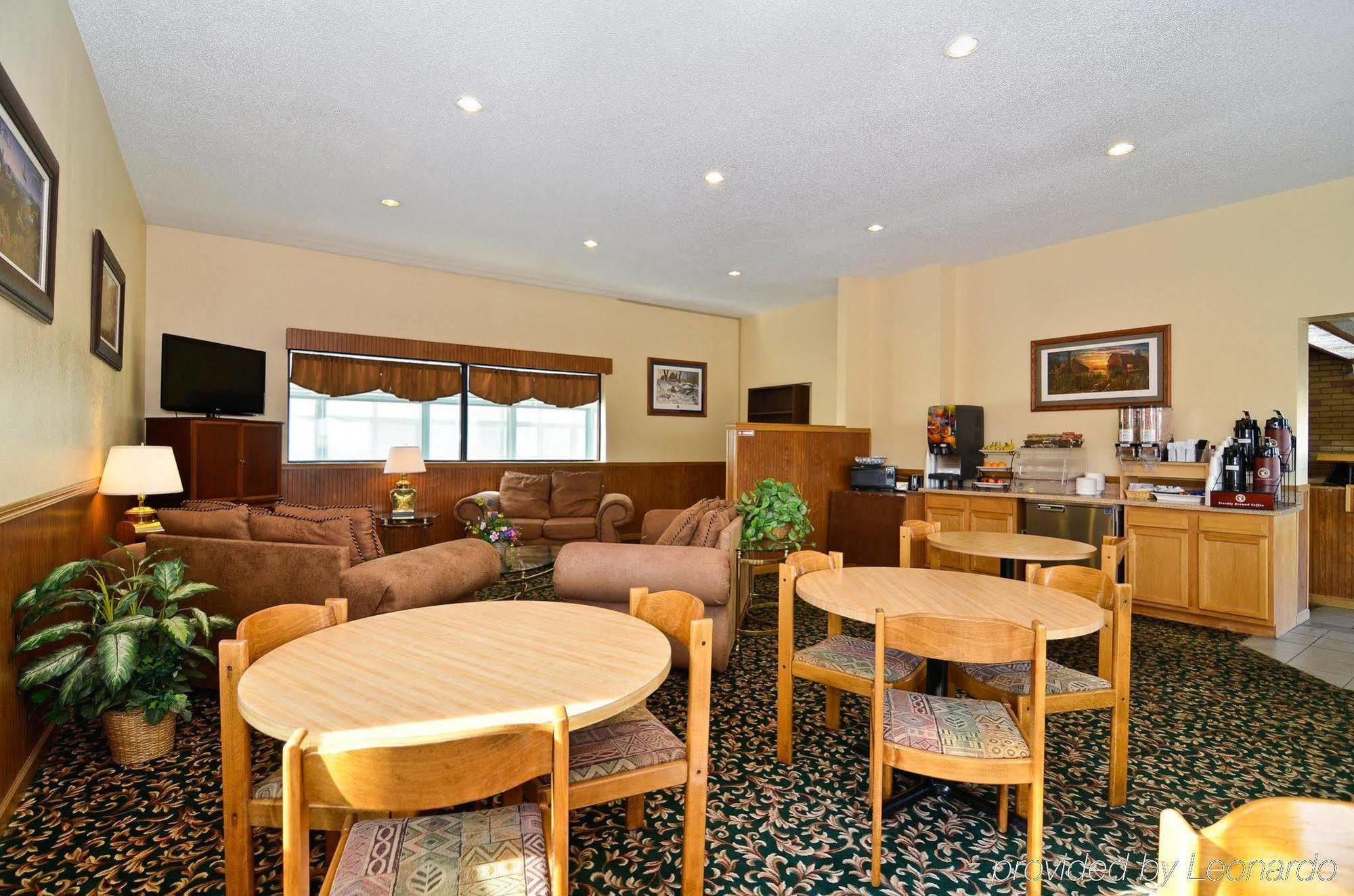 Asam Hotel Goodland Екстериор снимка